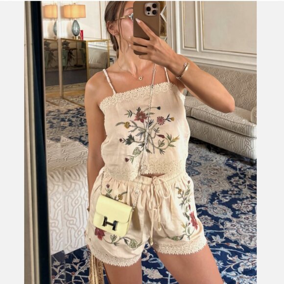 ZARA NEW MIDRISE FLORAL EMBROIDER BERMUDA SHORTS TOP COORD ECRU 5107/078/712 M - Picture 1 of 5